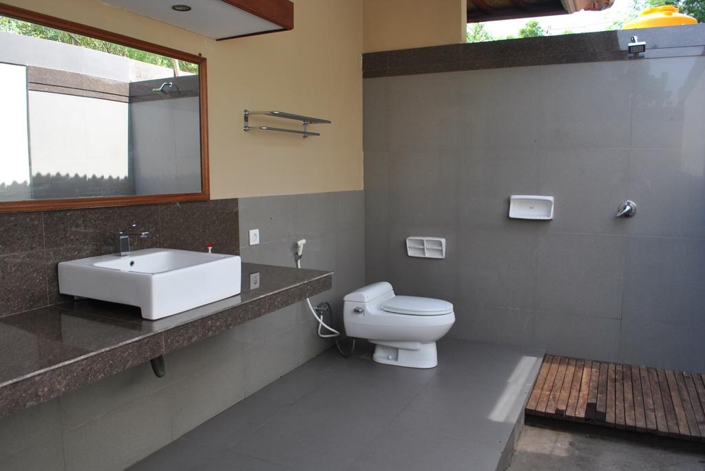 Kencana Garden Nusa Lembongan  Exterior photo